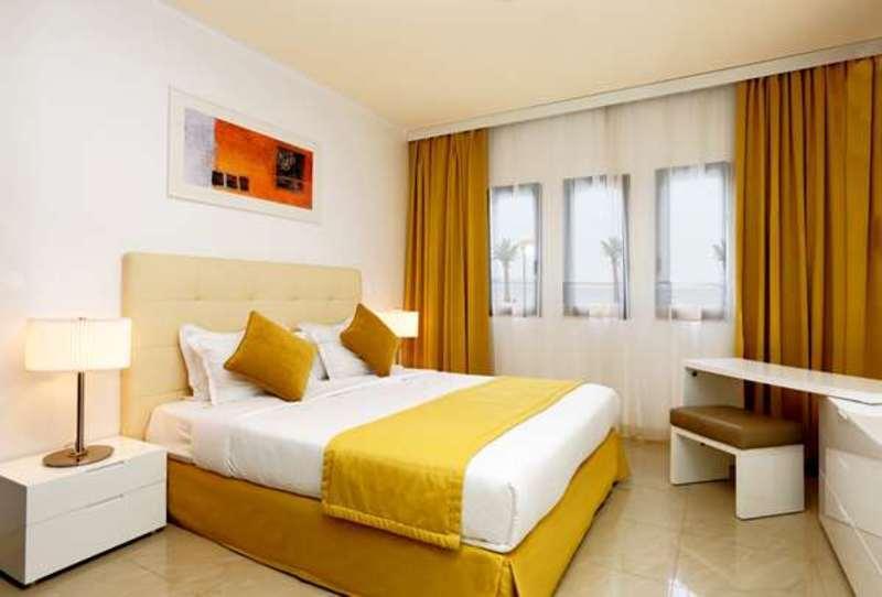 Golden Tulip Dana Bay Resort Dhahraan Buitenkant foto