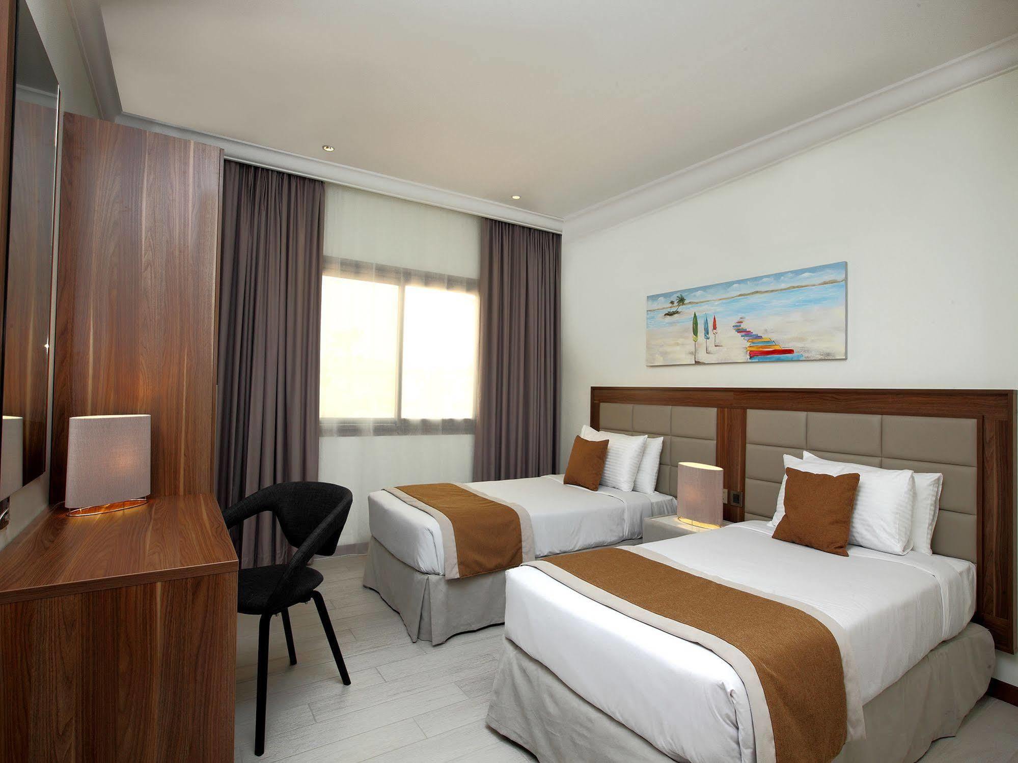 Golden Tulip Dana Bay Resort Dhahraan Buitenkant foto