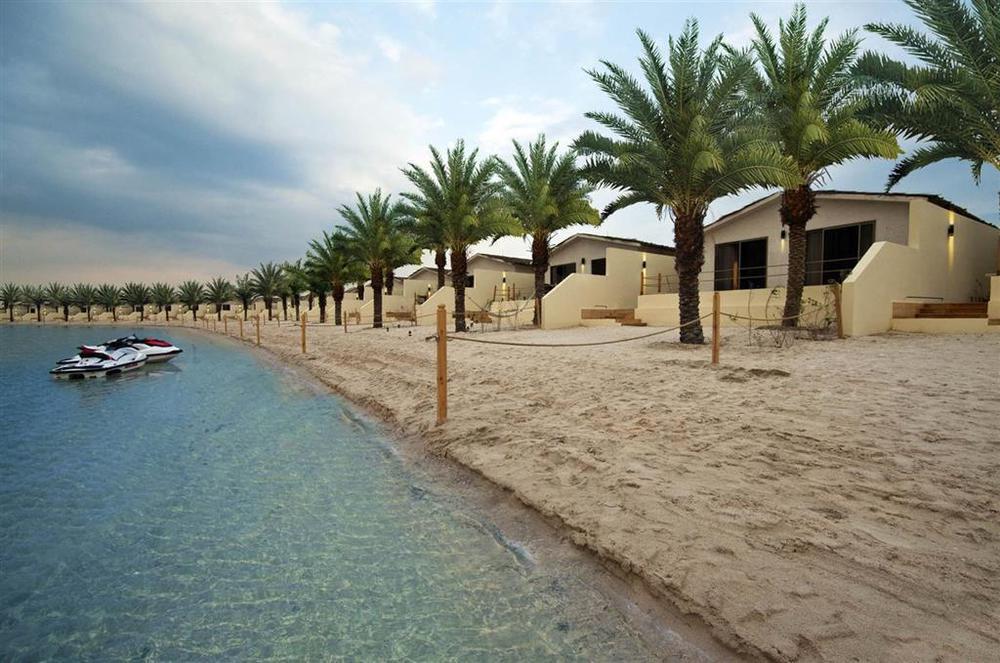 Golden Tulip Dana Bay Resort Dhahraan Buitenkant foto